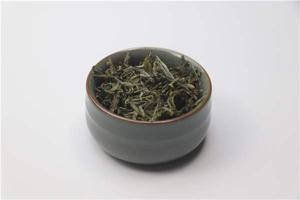 信阳毛尖旱茶树干茶色泽图片