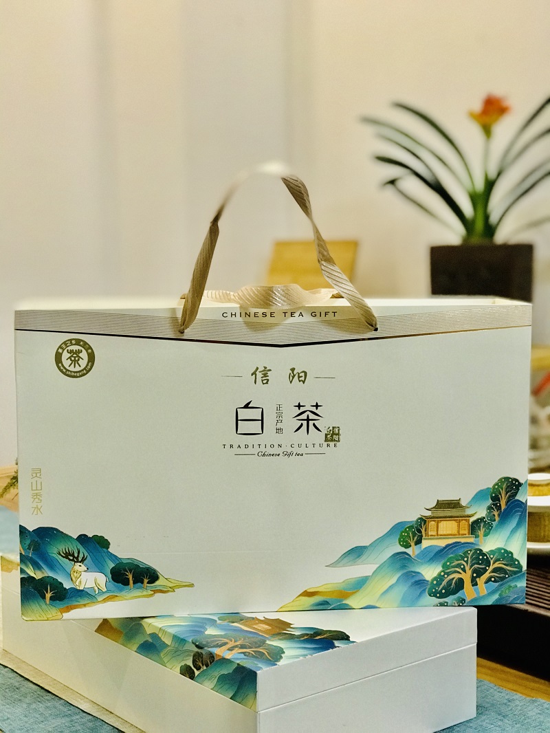浉牌 信阳白茶 2024年明前头采皛芽 浉河港高山白茶礼品盒 258克装